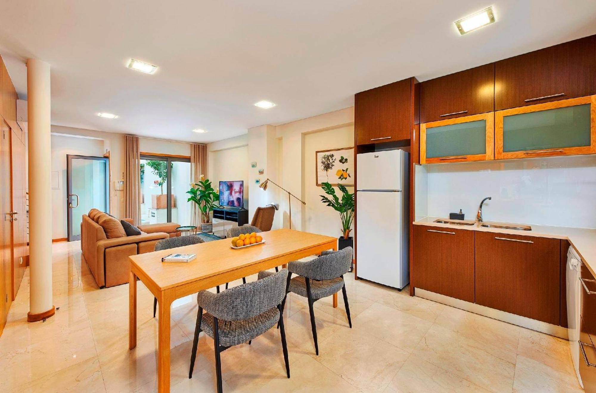 Beautiful Town Centre Townhouse With Shared Pool * Tavira